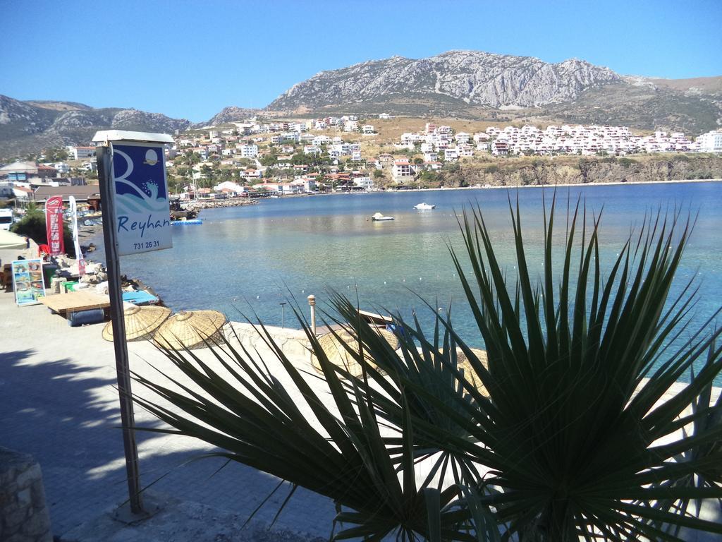 Reyhan Hotel Karaburun  Bagian luar foto